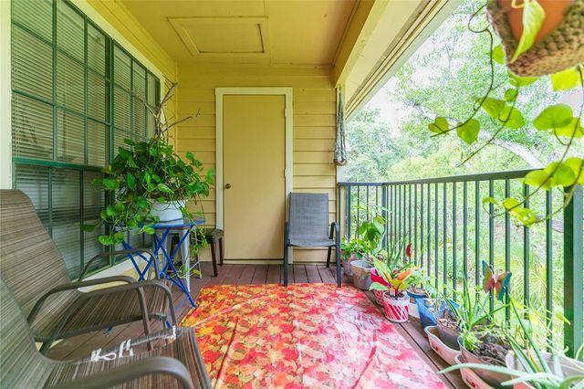 8636 MALLARD RESERVE DRIVE 201, Tampa, FL 33614