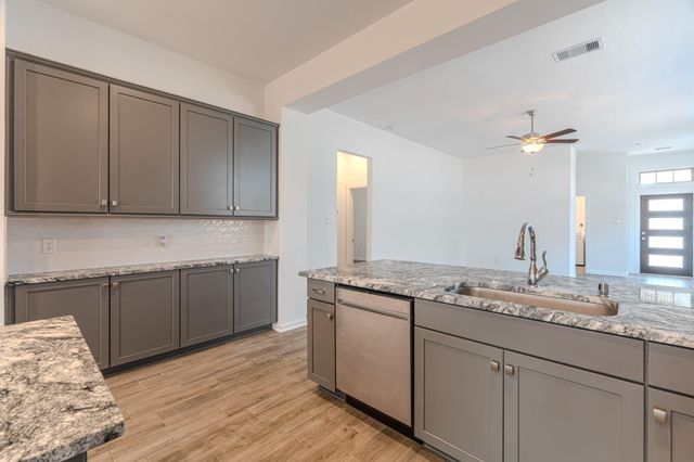 10533 Wild Chives, Conroe, TX 77385