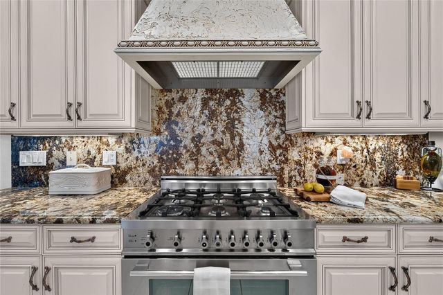 8929 GARNER COURT, Trinity, FL 34655