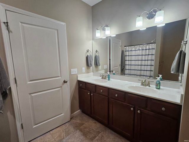 13232 Sylvan Court, Evansville, IN 47725