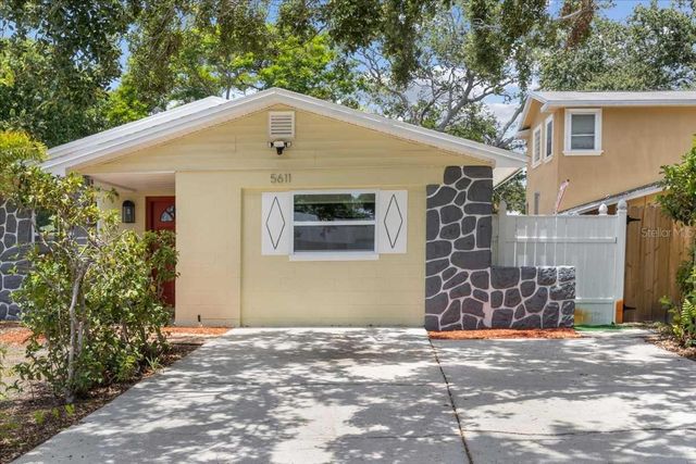 5611 BURLINGTON AVENUE N, St Petersburg, FL 33710