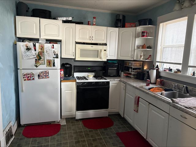1930 &1945 Leahy Street, Muskegon City, MI 49442