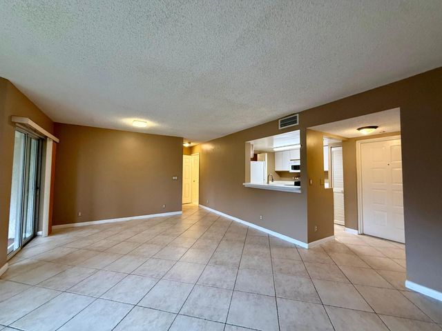 9799 Westview Drive Unit 1015, Coral Springs, FL 33076