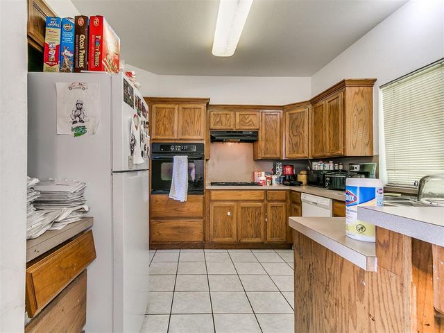 3447 Cobblestone Court, Spencer, OK 73084