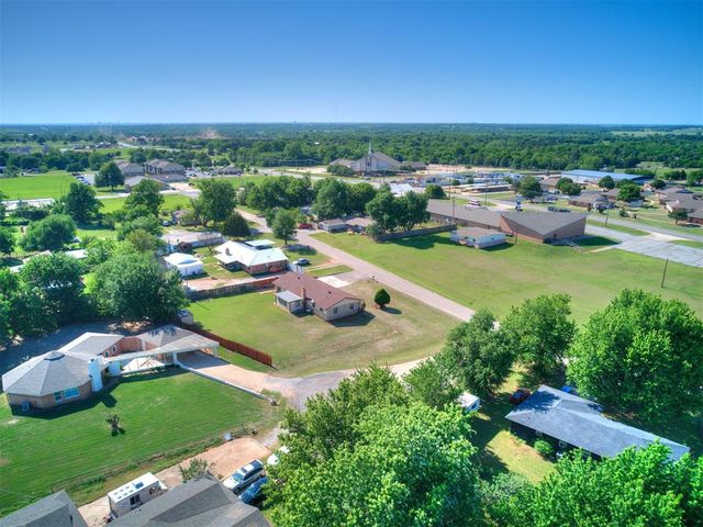 3447 Cobblestone Court, Spencer, OK 73084