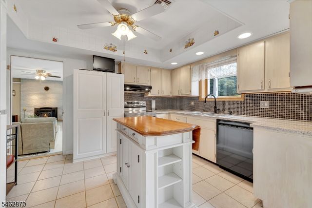 434 Drakestown Rd, Mount Olive Twp., NJ 07853