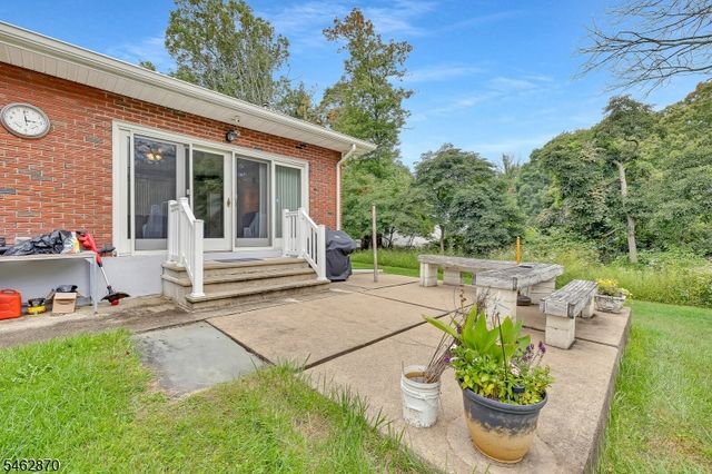 434 Drakestown Rd, Mount Olive Twp., NJ 07853