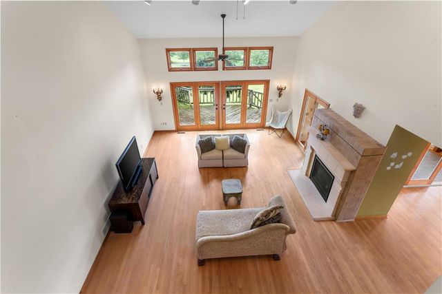 377 Farmhouse Lane, Bushkill Twp, PA 18091