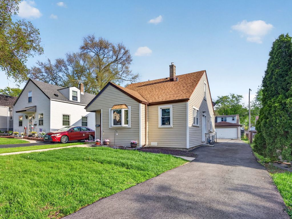 2641 W 89th Place, Evergreen Park, IL 60805