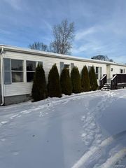 5249 Lapeer Road, Burton, MI 48509