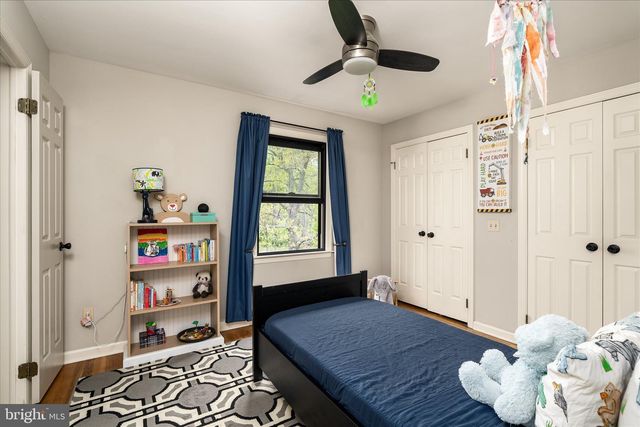 2 WESTERN PINE ST, Pennington, NJ 08534