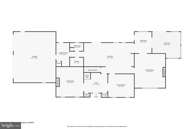 2 WESTERN PINE ST, Pennington, NJ 08534