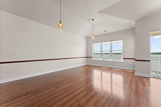 13234 E Lakeshore Drive K-302, Cedar Lake, IN 46303