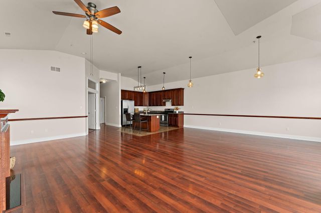 13234 E Lakeshore Drive K-302, Cedar Lake, IN 46303