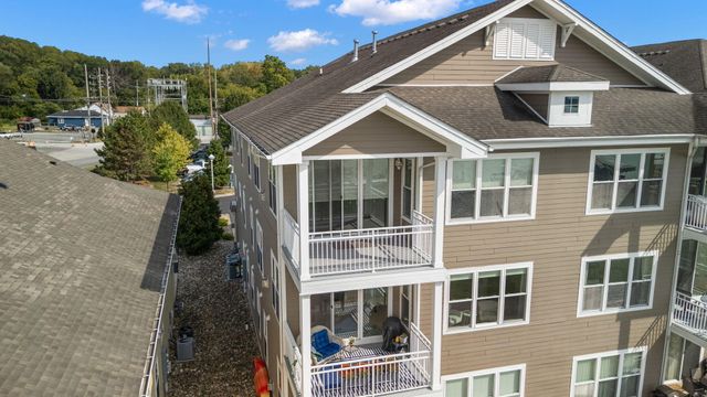 13234 E Lakeshore Drive K-302, Cedar Lake, IN 46303