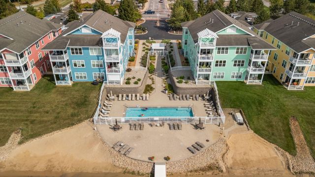 13234 E Lakeshore Drive K-302, Cedar Lake, IN 46303
