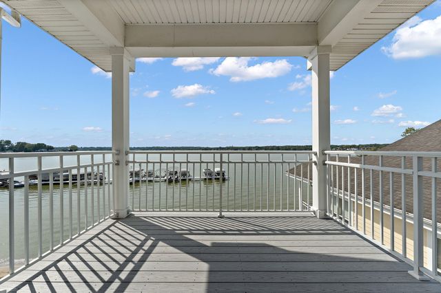 13234 E Lakeshore Drive K-302, Cedar Lake, IN 46303