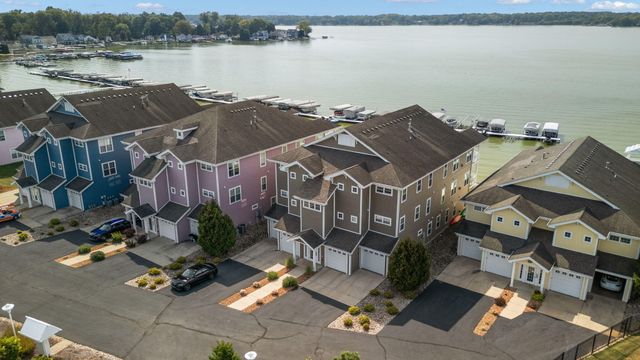 13234 E Lakeshore Drive K-302, Cedar Lake, IN 46303