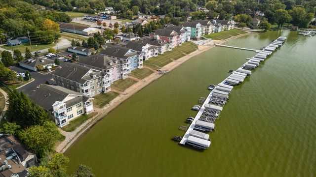 13234 E Lakeshore Drive K-302, Cedar Lake, IN 46303