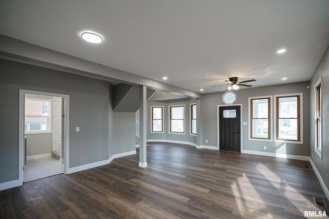 1304 ROYAL Avenue, Pekin, IL 61554