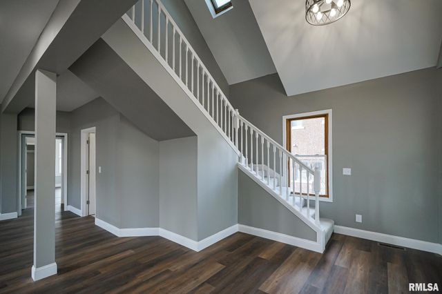 1304 ROYAL Avenue, Pekin, IL 61554