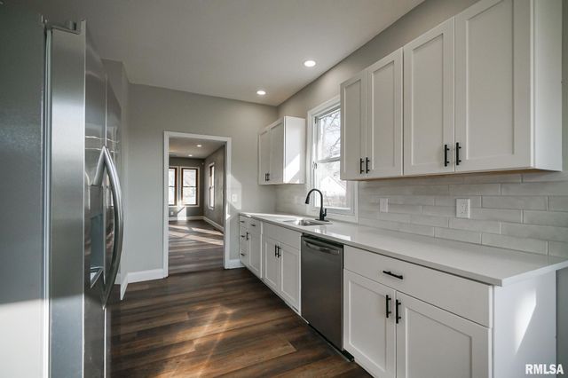 1304 ROYAL Avenue, Pekin, IL 61554