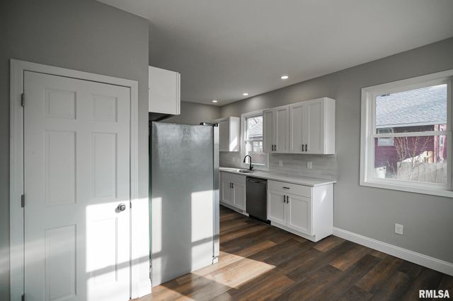 1304 ROYAL Avenue, Pekin, IL 61554