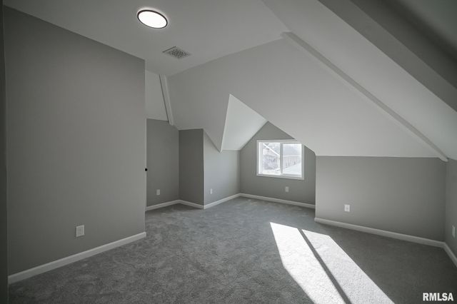 1304 ROYAL Avenue, Pekin, IL 61554