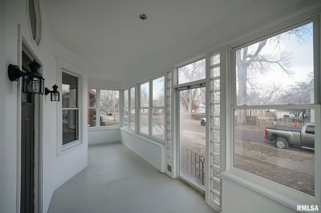 1304 ROYAL Avenue, Pekin, IL 61554