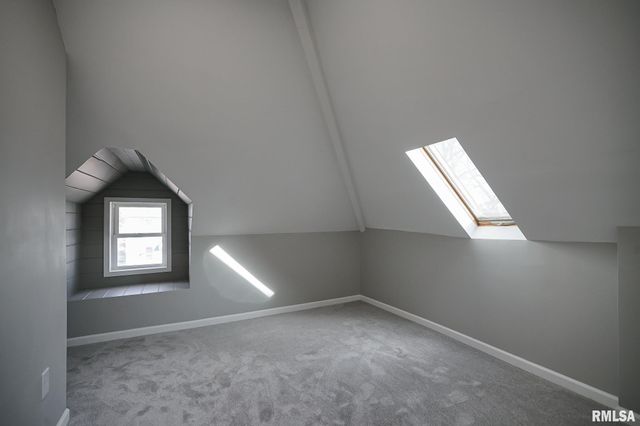 1304 ROYAL Avenue, Pekin, IL 61554