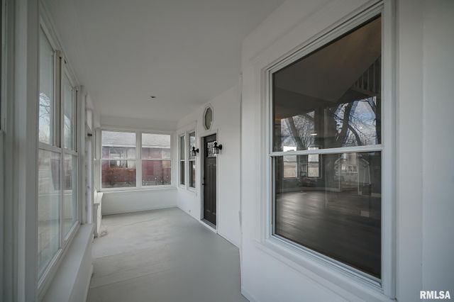 1304 ROYAL Avenue, Pekin, IL 61554