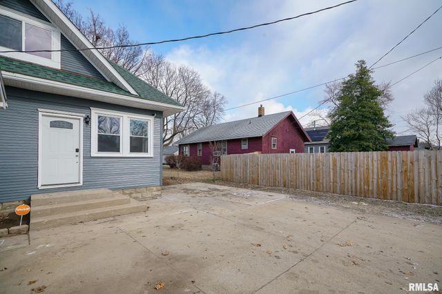 1304 ROYAL Avenue, Pekin, IL 61554