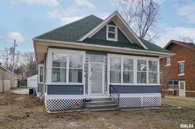 1304 ROYAL Avenue, Pekin, IL 61554