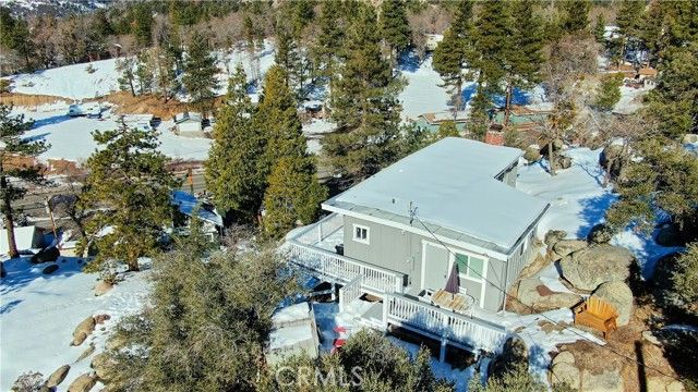 2490 Fern Drive, Los Angeles, CA 92382