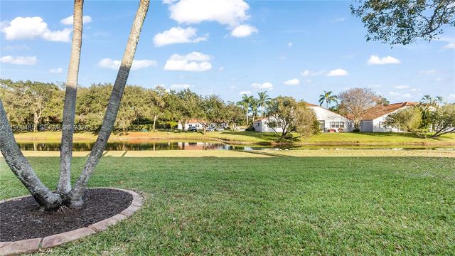 15136 W Tranquility Lake Dr, Delray Beach, FL 33446