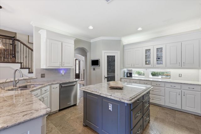 3101 Creek View Drive, Flower Mound, TX 75022