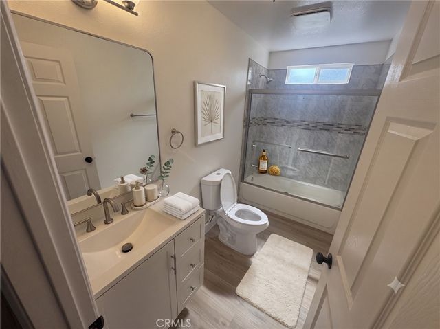 146 W 93rd, Los Angeles, CA 90003
