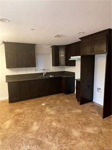 146 W 93rd, Los Angeles, CA 90003