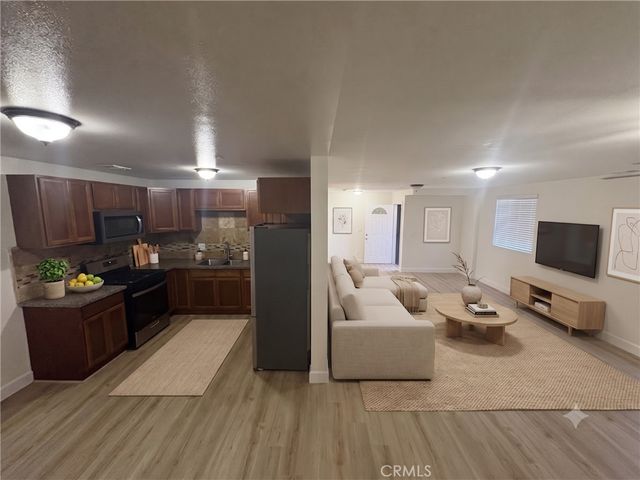146 W 93rd, Los Angeles, CA 90003