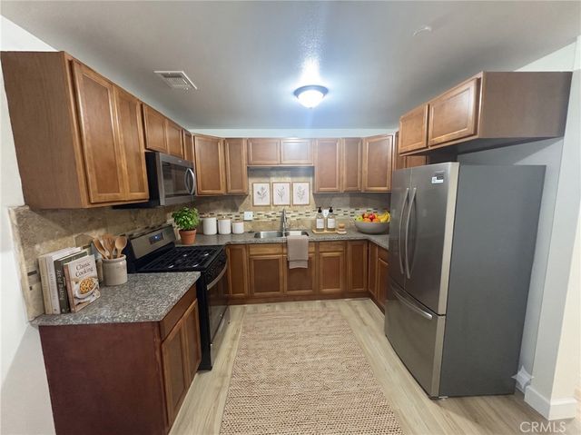 146 W 93rd, Los Angeles, CA 90003
