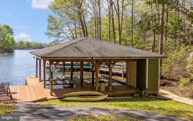 102 TOBYS RUN, Mineral, VA 23117