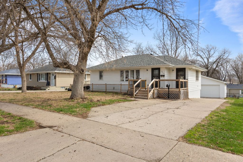 4103 54th Street, Des Moines, IA 50310