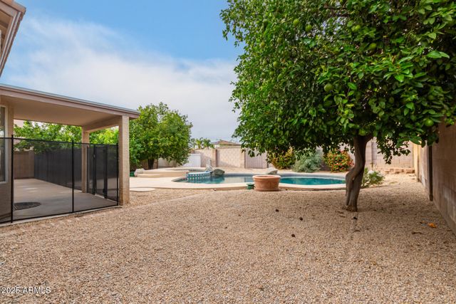 4522 E ROWEL Road, Phoenix, AZ 85050