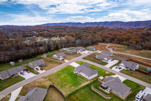 2003 Griffitts Mill Circle, Maryville, TN 37803