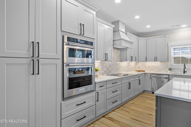 2003 Griffitts Mill Circle, Maryville, TN 37803