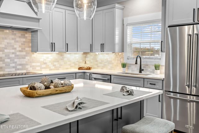 2003 Griffitts Mill Circle, Maryville, TN 37803