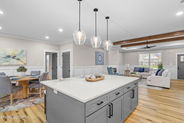 2003 Griffitts Mill Circle, Maryville, TN 37803