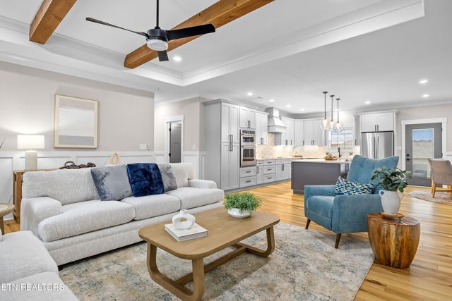 2003 Griffitts Mill Circle, Maryville, TN 37803