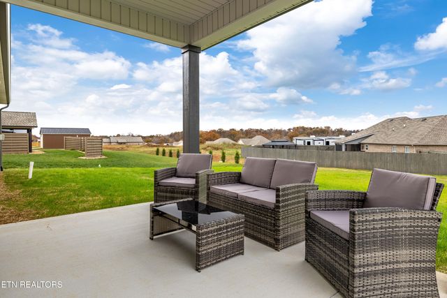 2003 Griffitts Mill Circle, Maryville, TN 37803