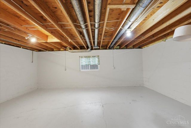 3311 Greenwich Drive, Fairfield, OH 45014